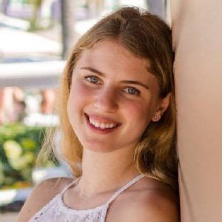 Mira Hayward Wikipedia; Jeopardy, Age, Family, Job, Dating, Facts