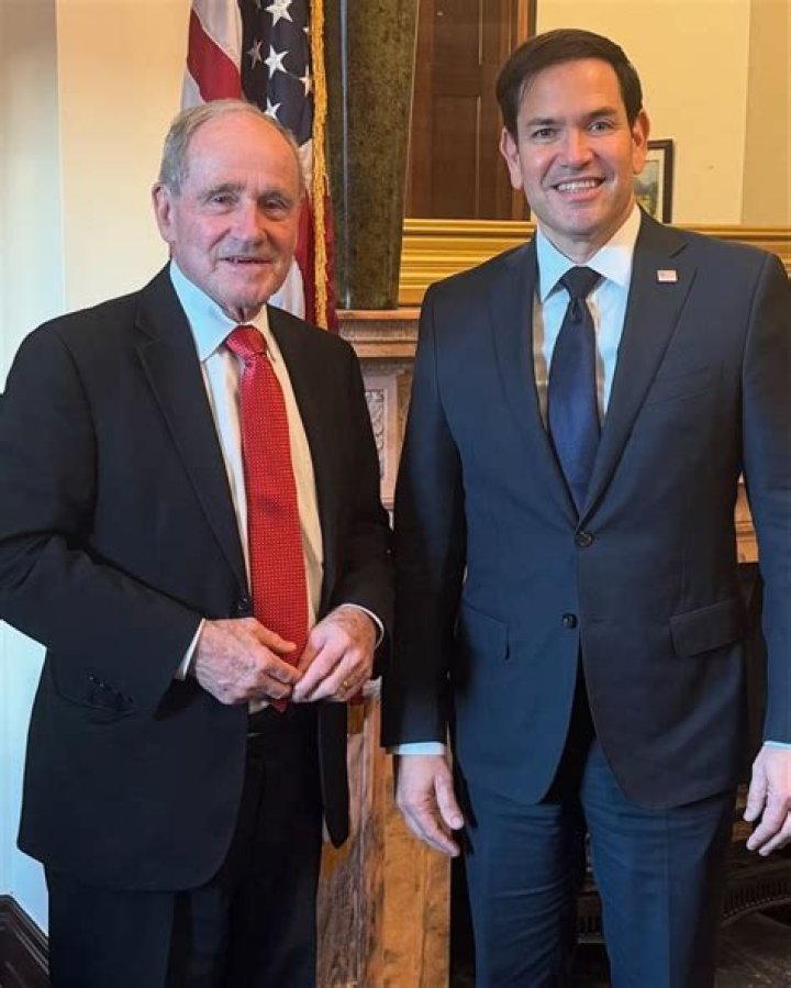 Paulina Rubio Net Worth: Exploring Her Empire