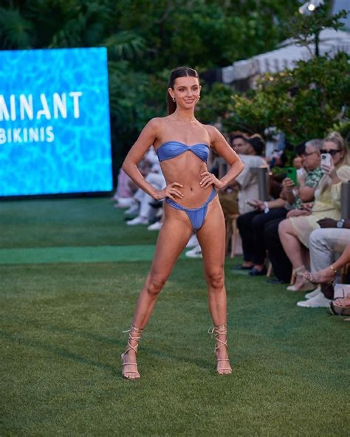 Savannah Rae Demers' Girlfriend Revealed